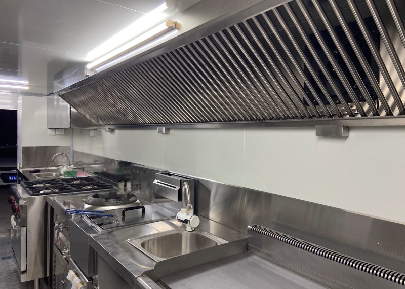 the layouts of mobile kitchen trailers